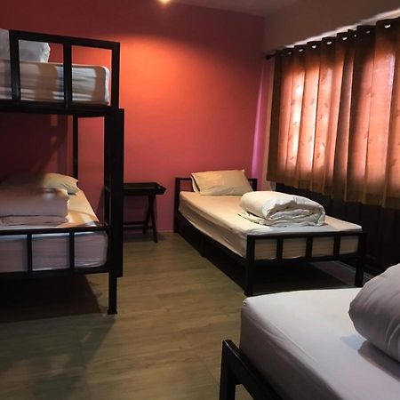 The Corner Inn Чиангмай Экстерьер фото