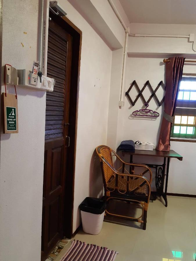 The Corner Inn Чиангмай Экстерьер фото
