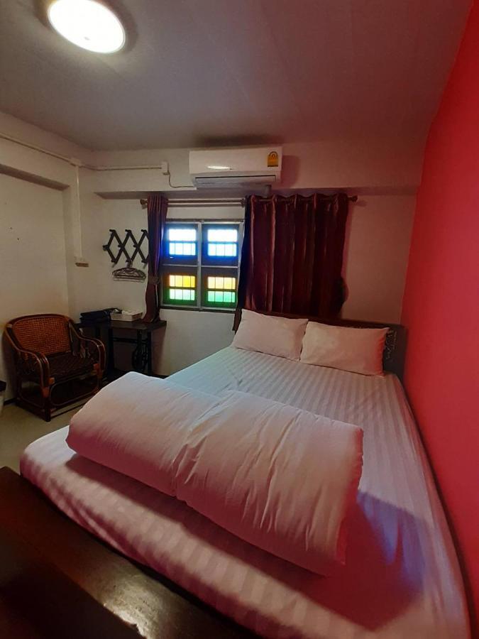 The Corner Inn Чиангмай Экстерьер фото